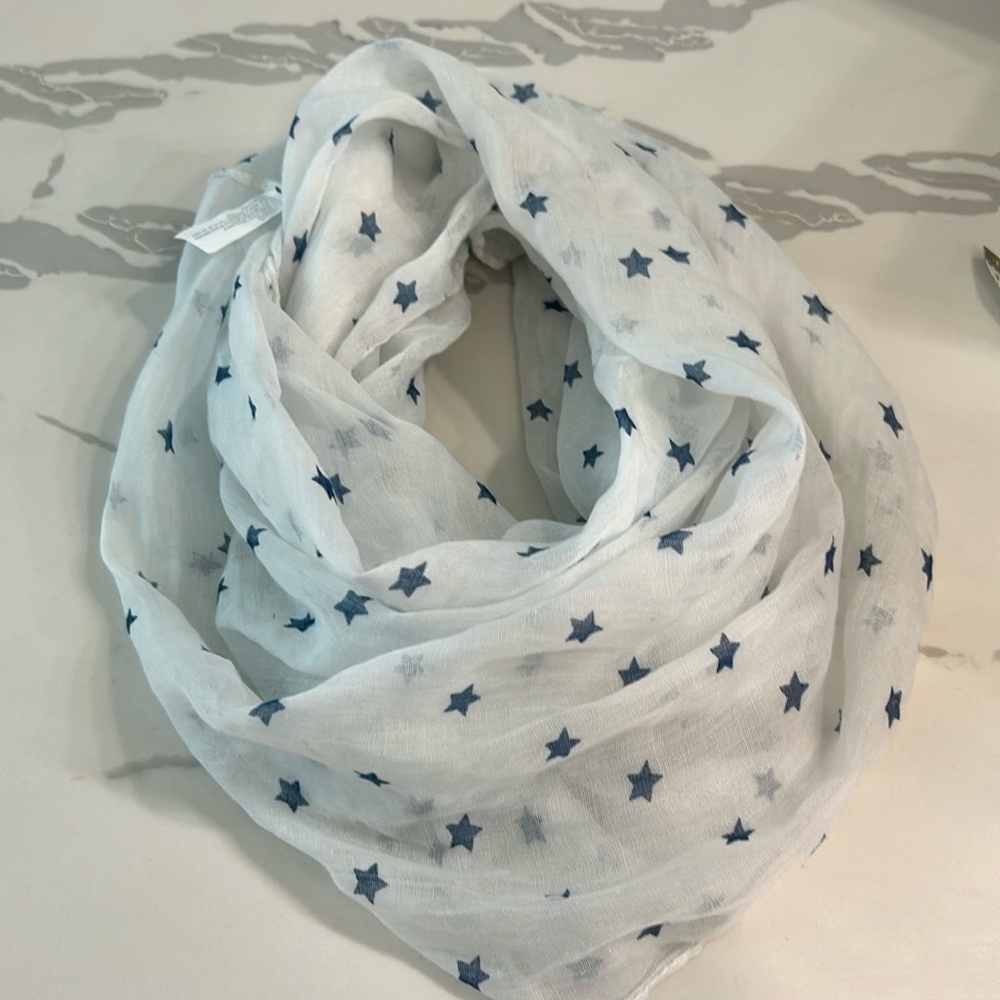 Blue and white star scarf